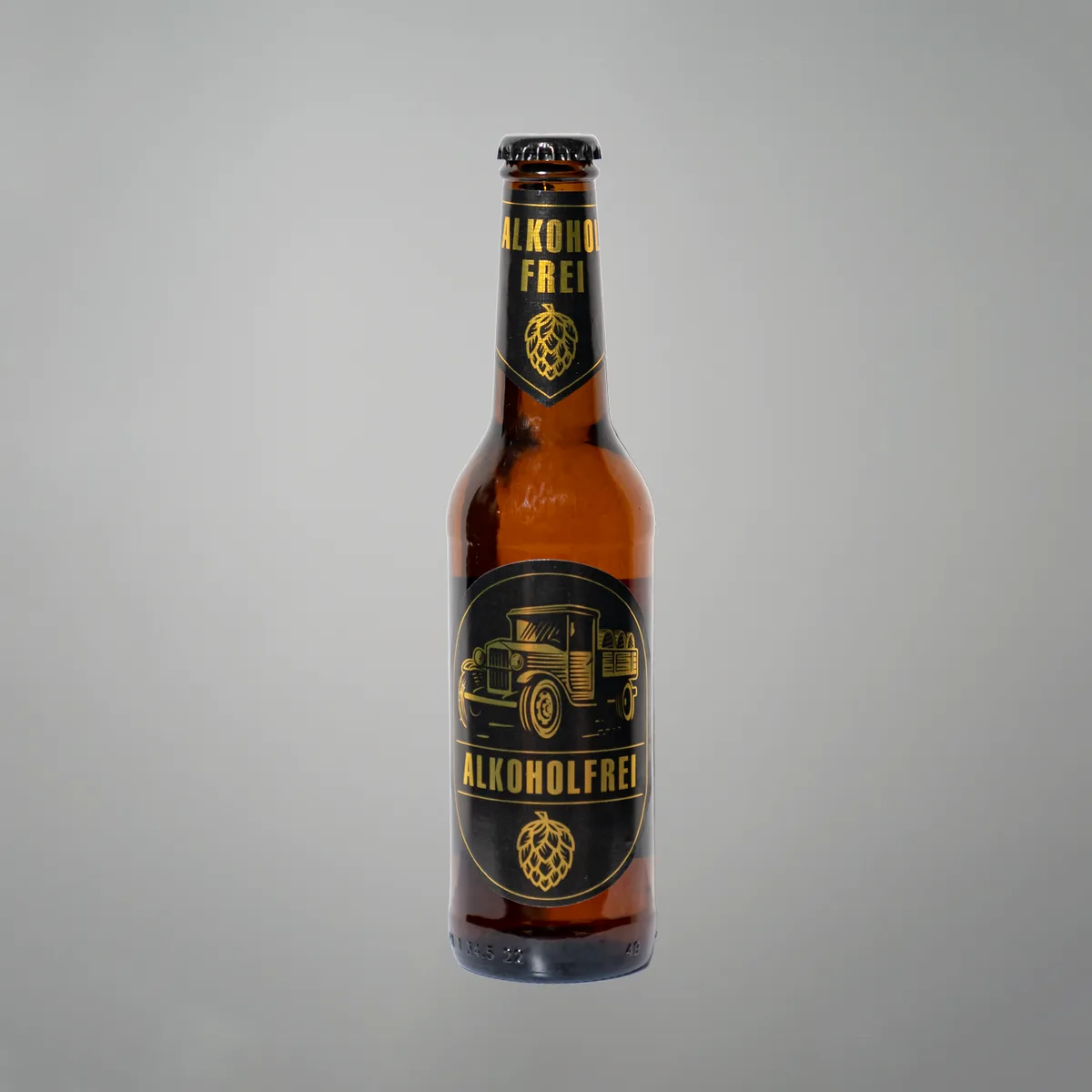 Man sieht eine Bierflasche.